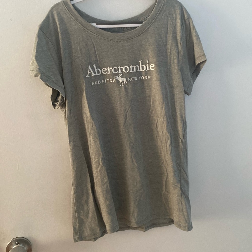 Short sleeve Abercrombie t shirt